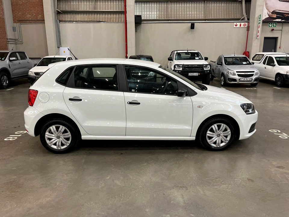 VOLKSWAGEN POLO VIVO 1.4 TRENDLINE (5DR), image 2