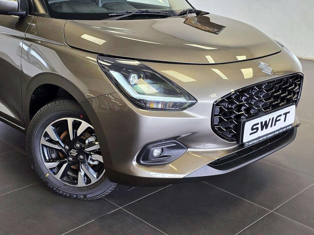 Suzuki Swift 1.2 GLX CVT, image 2