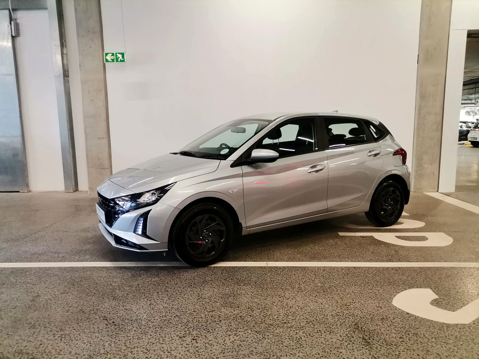 HYUNDAI I20 1.4 PREMIUM A/T, image 1