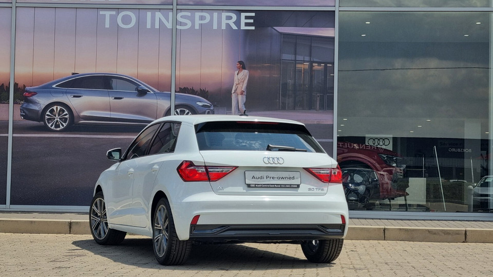 AUDI A1 SPORTBACK 30 TFSI ADVANCED S-TRONIC, image 2