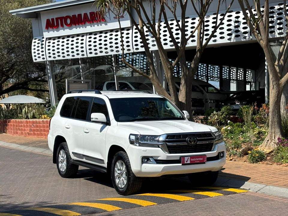 Toyota Land Cruiser 200 4.5D-4D V8 VX-R, image 1