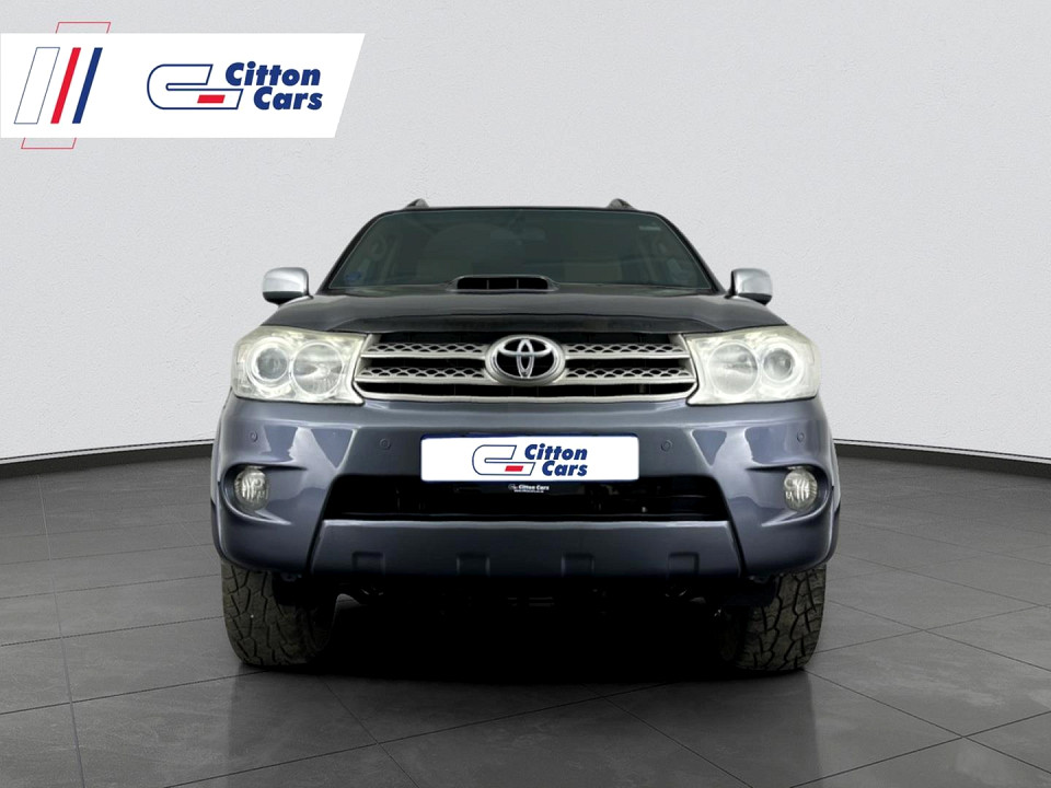 Toyota Fortuner 3.0D-4D R/B auto, image 2