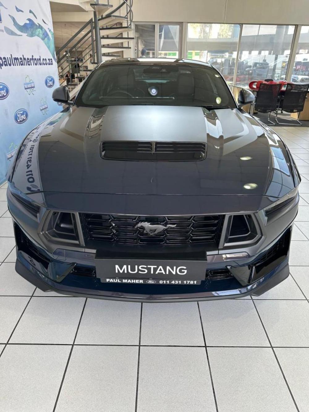 Ford Mustang 5.0 Dark Horse A/T, image 2