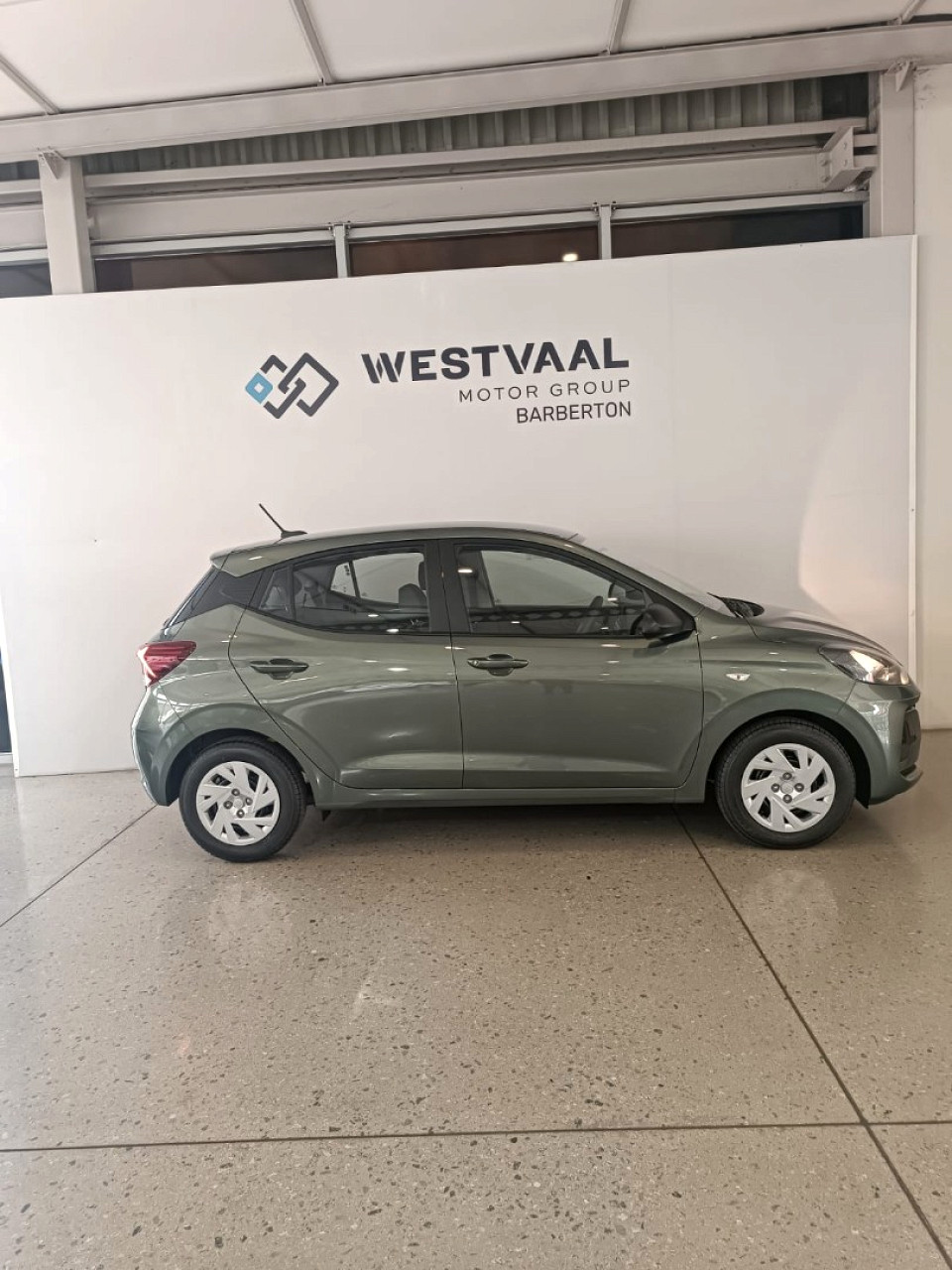 HYUNDAI GRAND i10 1.0 MOTION, image 2
