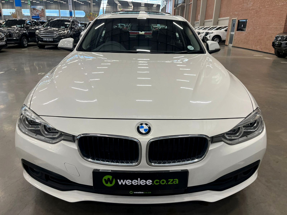 BMW 318i A/T (F30), image 2