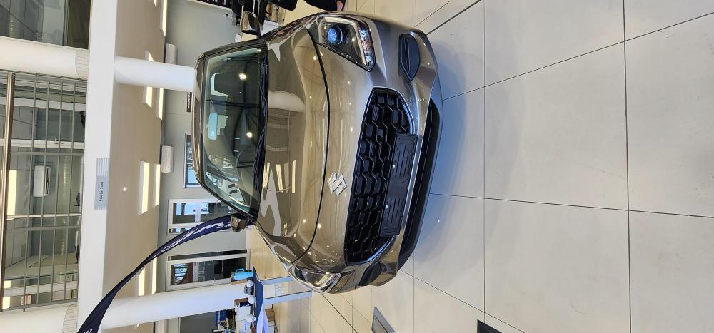 Suzuki Swift 1.2 GL+ CVT, image 1