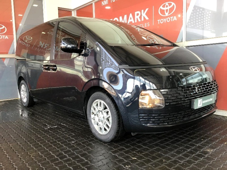 HYUNDAI STARIA 2.2D MULTICAB A/T (5 SEAT), image 1