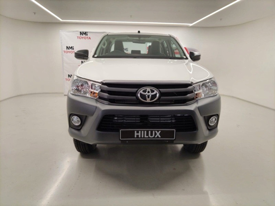 TOYOTA HILUX 2.4 GD-6 RB SR P/U D/C, image 2