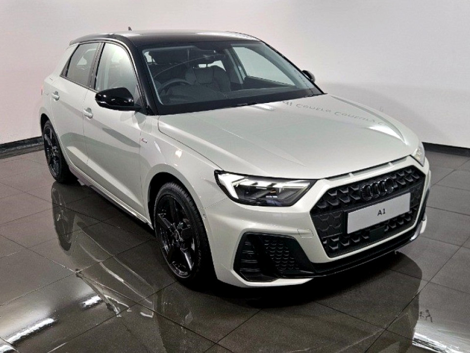 AUDI A1 SPORTBACK 30 TFSI BLACK EDITION S-TRONIC, image 1
