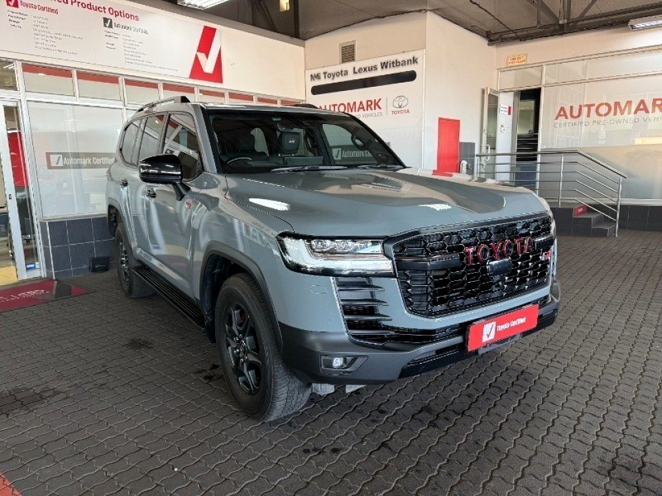 TOYOTA LANDCRUISER 300 V6 3.3D GR-S, image 1