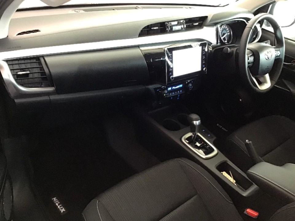 TOYOTA HILUX 2.8 GD-6 RB RAIDER A/T P/U D/C (MHEV), image 2