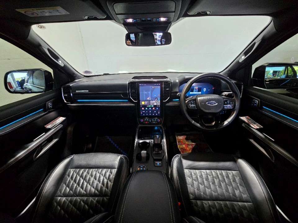 FORD EVEREST 3.0D V6 PLATINUM AWD A/T, image 2