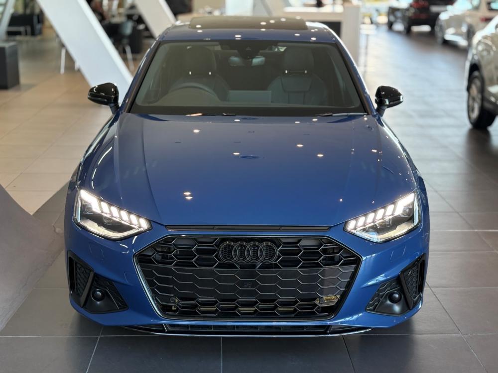 Audi A4 Black Edition 35 TFSI S tronic, image 2