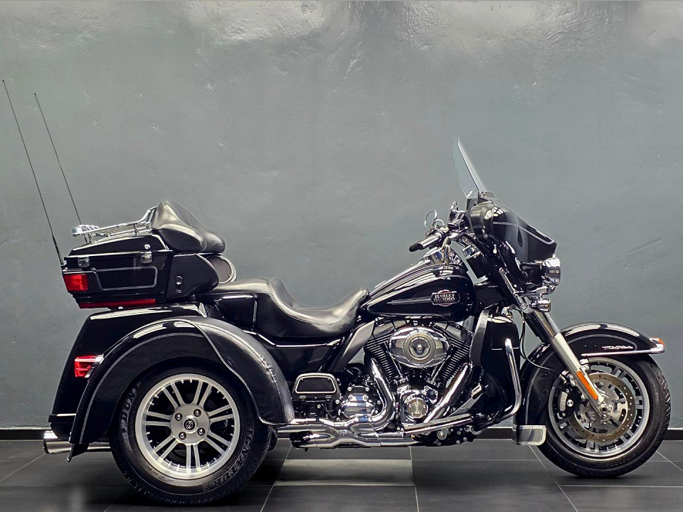 HARLEY-DAVIDSON TRIKE Tri-Glide Ultra, image 2