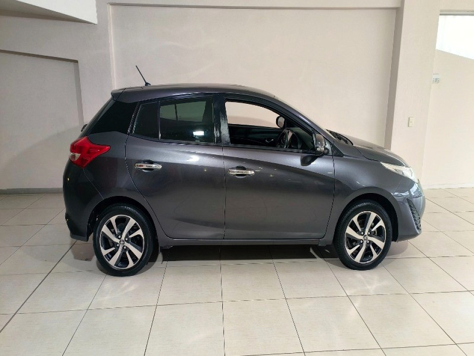 TOYOTA YARIS 1.5 XS CVT 5Dr, image 2