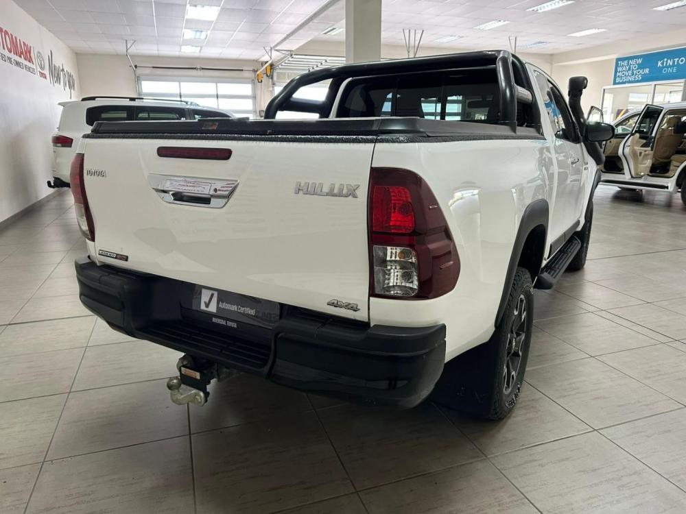 Toyota Hilux 2.8GD-6 Xtra cab 4x4 Raider auto, image 2