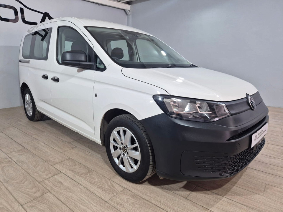 VOLKSWAGEN CADDY KOMBI 1.6i (7 SEAT), image 1