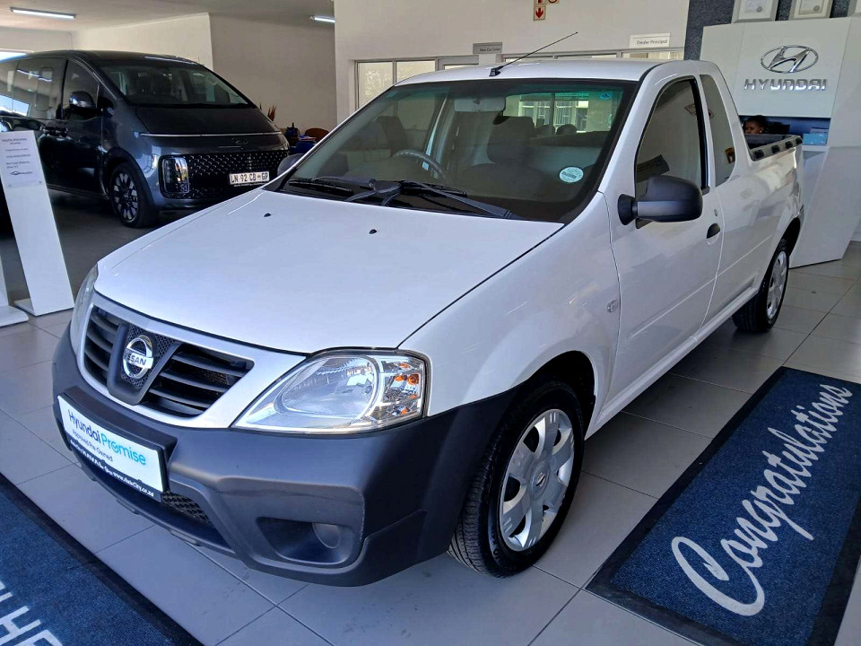 NISSAN NP200 1.6  A/C SAFETY PACK P/U S/C, image 1