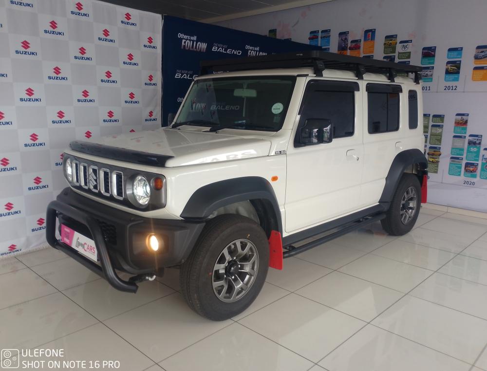 Suzuki Jimny 1.5 GLX Auto 5Dr, image 1