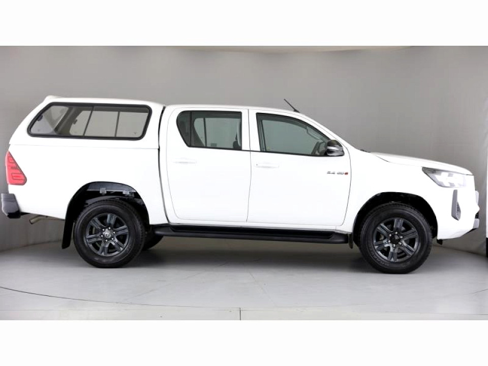 TOYOTA HILUX 2.4 GD-6 RAIDER 4X4 A/T P/U D/C, image 2