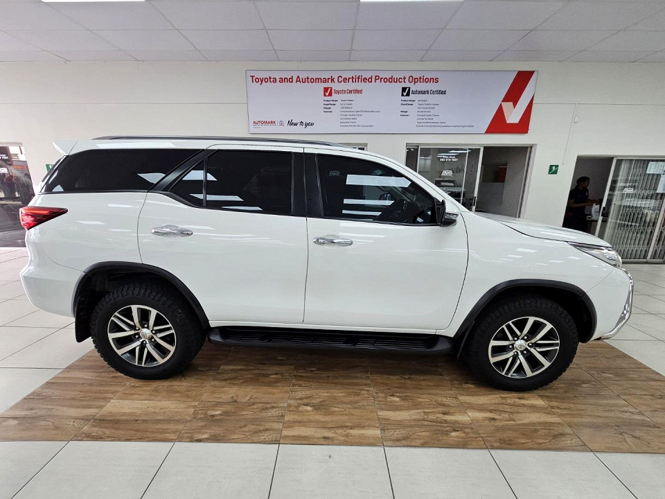 TOYOTA FORTUNER 2.8GD-6 4X4 EPIC A/T, image 2
