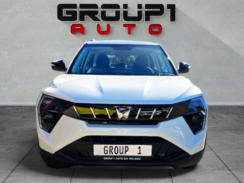 MAHINDRA XUV3XO 1.2T AX5, image 2