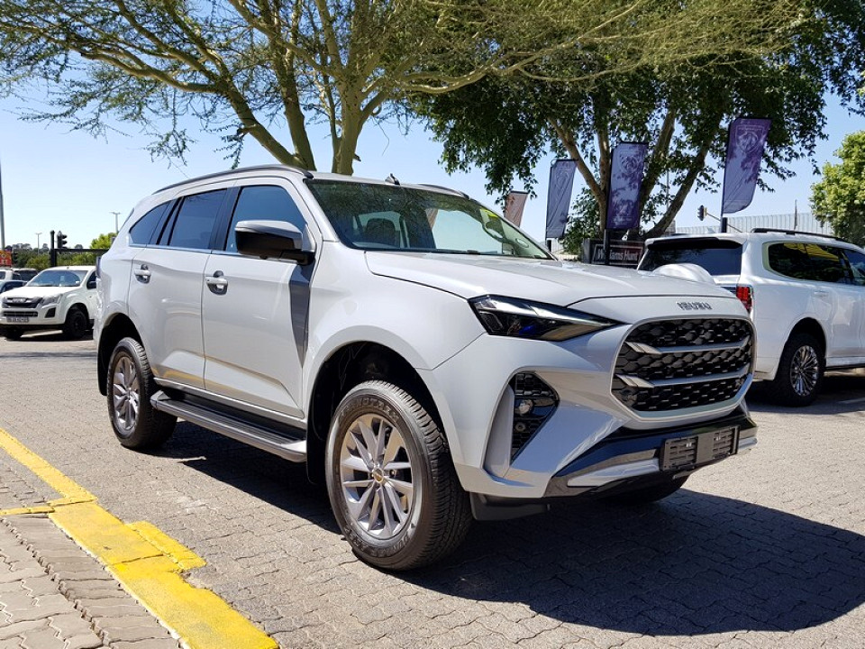 ISUZU MU-X 3.0D LSE 4X4 A/T, image 1