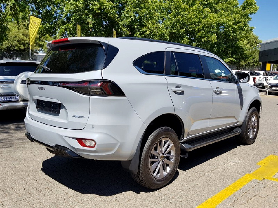 ISUZU MU-X 3.0D LSE 4X4 A/T, image 2