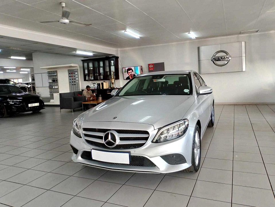 MERCEDES-BENZ C180 A/T, image 1