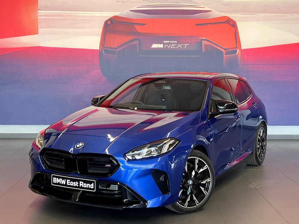 BMW M135 xDRIVE A/T (F70), image 1