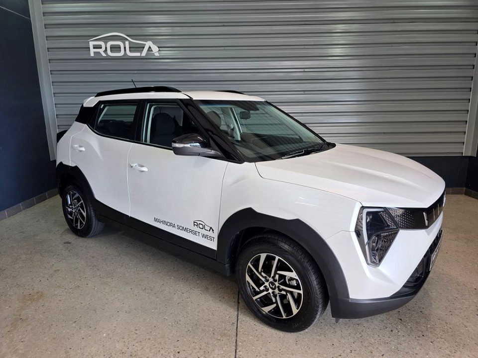 MAHINDRA XUV3XO 1.2T AX5 A/T, image 1