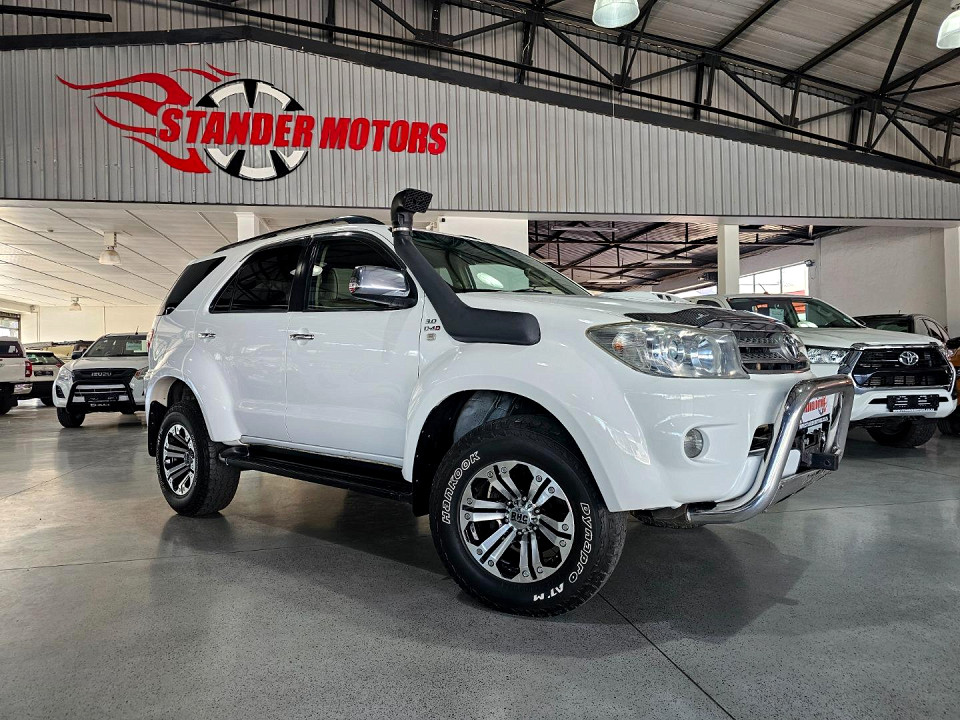 Toyota Fortuner 3.0D-4D 4x4, image 2