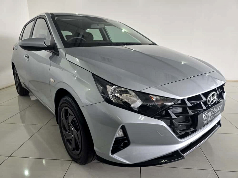 HYUNDAI i20 1.4 MOTION A/T, image 1