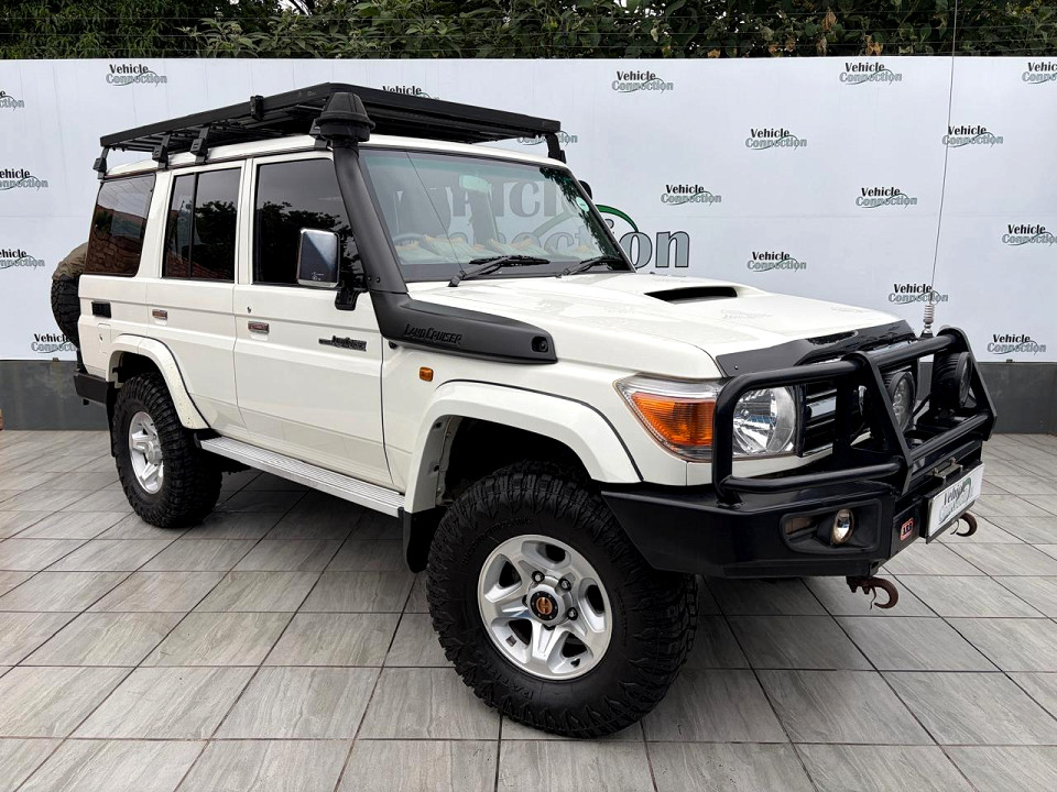 TOYOTA LANDCRUISER 76 4.5D V8 S/W, image 1