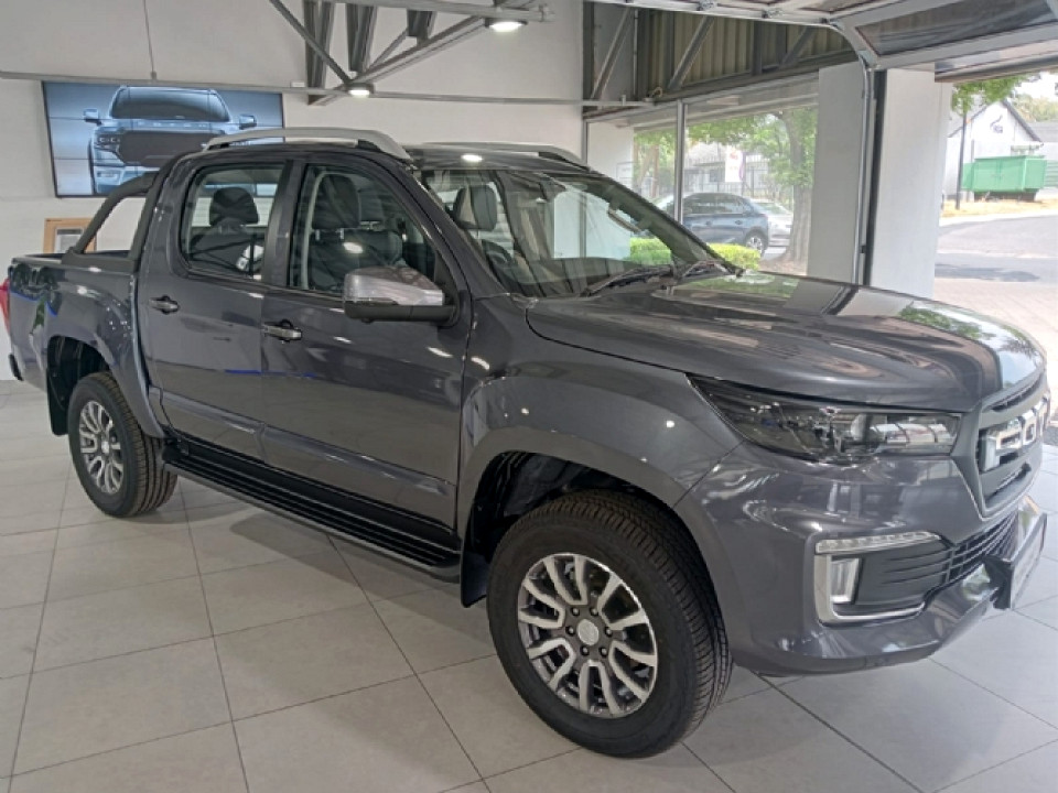 FOTON TUNLAND 2.0T G7 EXALTED 4X4 A/T P/U D/C, image 1