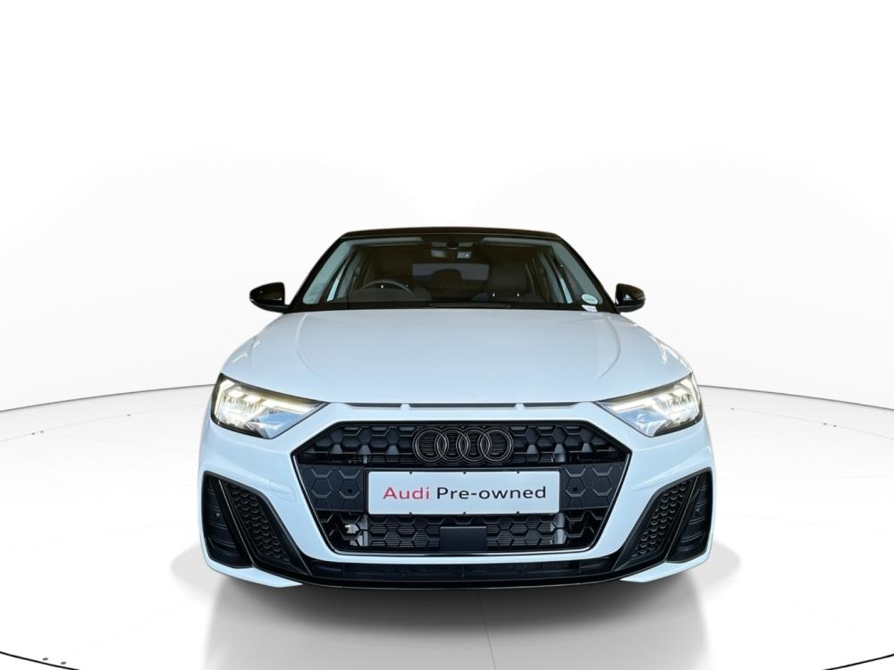 Audi A1 Sportback Black Edition 30 TFSI S tronic, image 2