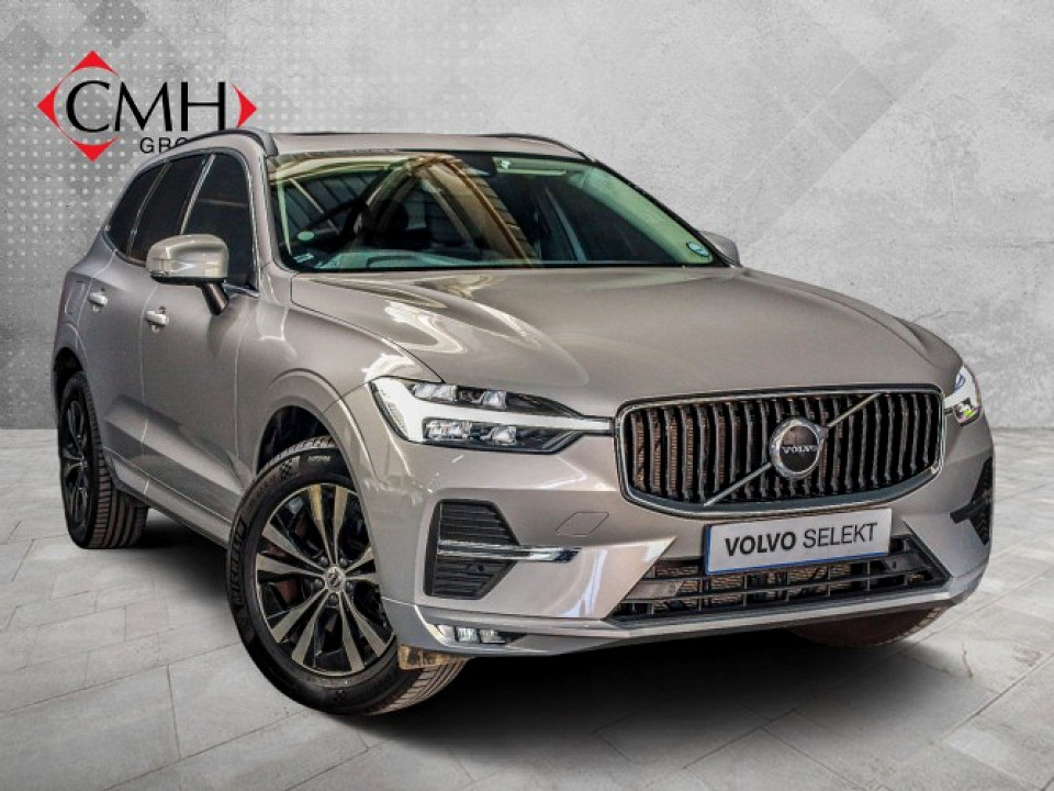 VOLVO XC60 B5 MOMENTUM GEARTRONIC AWD, image 1