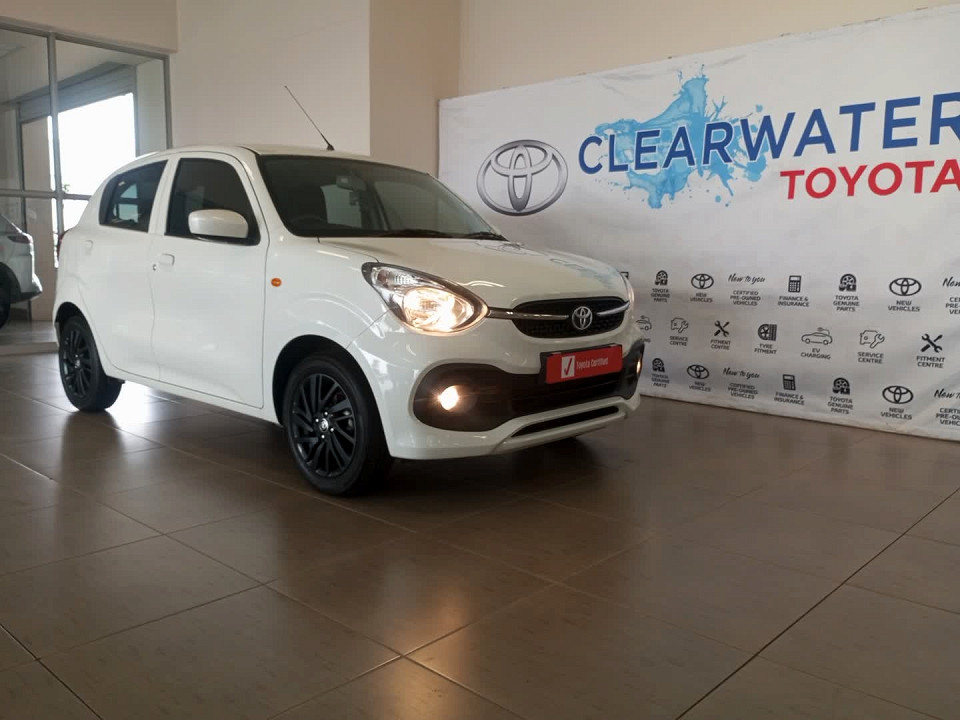 TOYOTA VITZ 1.0 XR, image 1