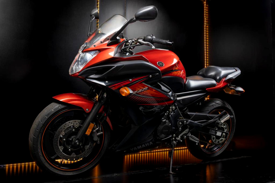 YAMAHA FAZER, image 2