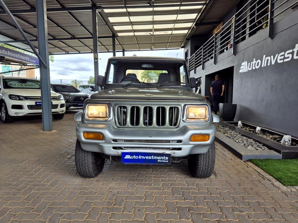 MAHINDRA BOLERO NEF LOADER P/U S/C, image 2
