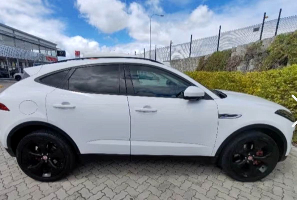 JAGUAR E-PACE D240 2.0D SE (177KW), image 2