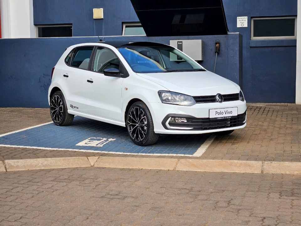 VOLKSWAGEN POLO VIVO 1.4 (5DR), image 1