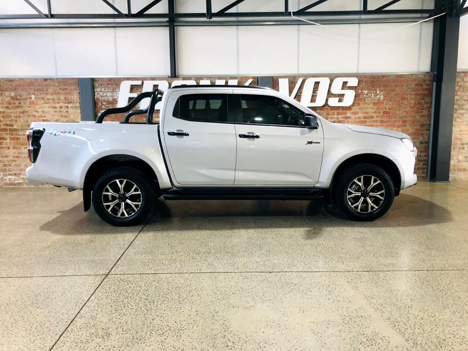 ISUZU  D-MAX 1.9 Ddi HR X-RIDER 4X4 A/T D/C P/U, image 2