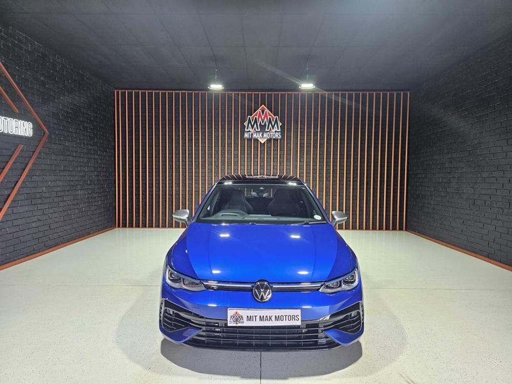 Volkswagen Golf 8 2.0 TSI R DSG, image 2