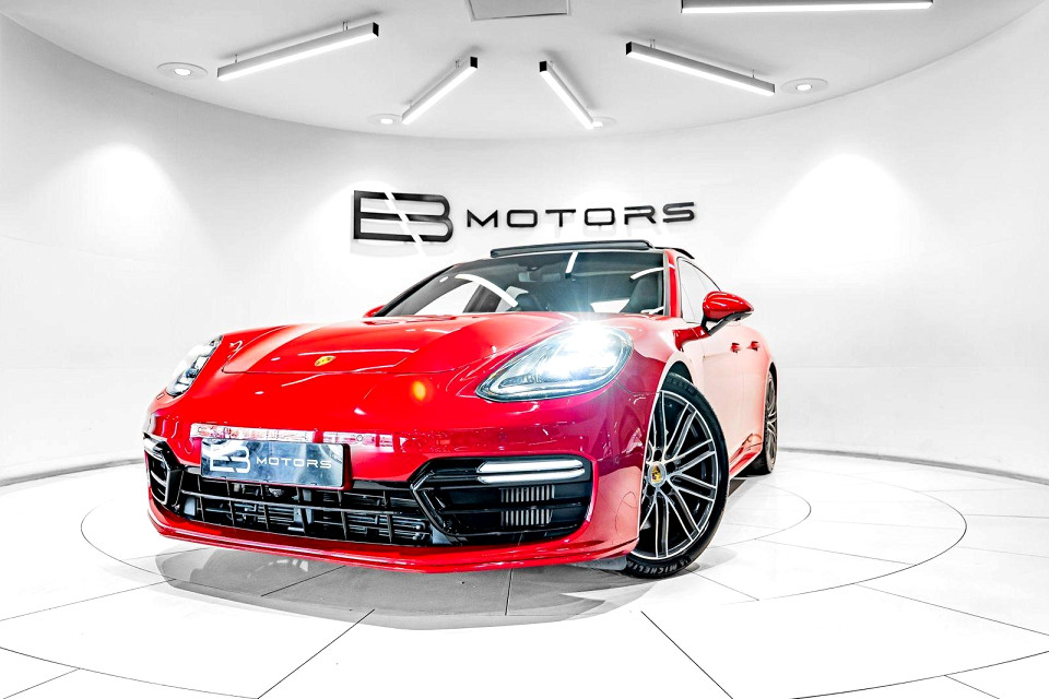 PORSCHE PANAMERA GTS SPORT TURISMO