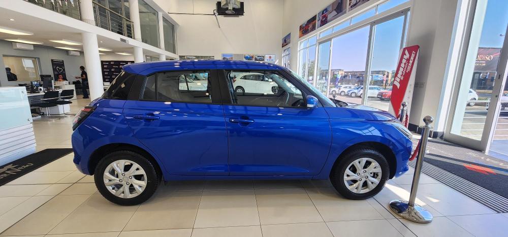 Suzuki Swift 1.2 GL+ MT, image 2