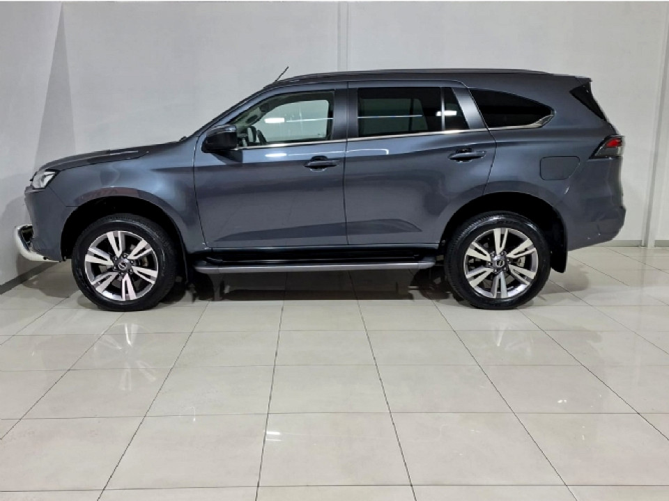 ISUZU MU-X 3.0D ONYX 4X4 A/T, image 2