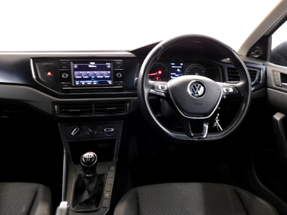 VOLKSWAGEN POLO 1.0 TSI TRENDLINE, image 2