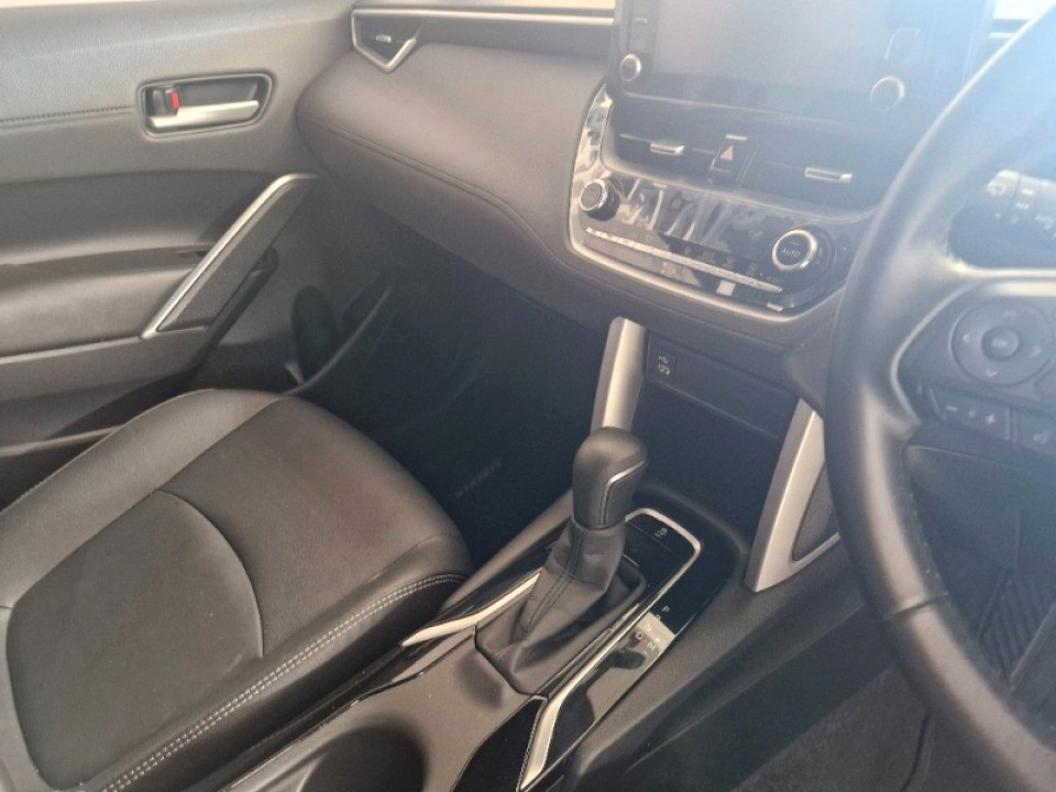 TOYOTA COROLLA CROSS 1.8 XS, image 2