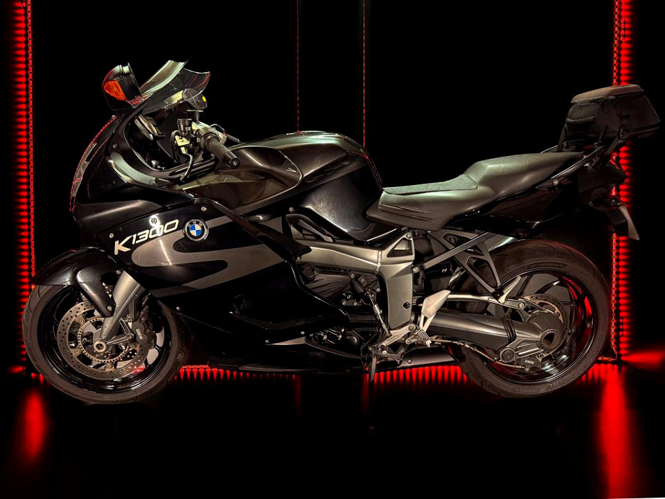 BMW S, image 1